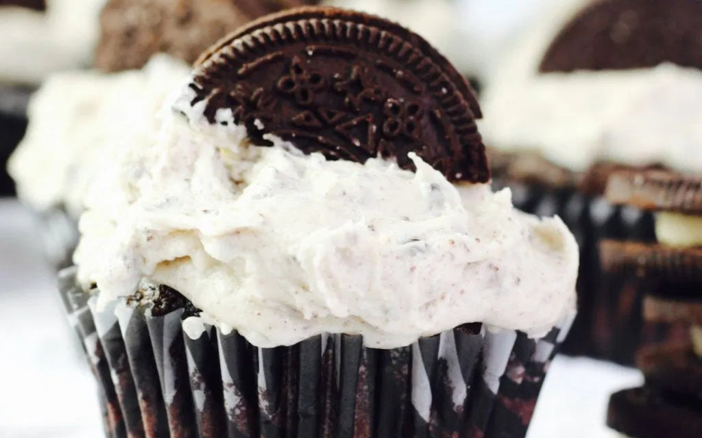 Cookies and Cream Cupcakes [Vegan]