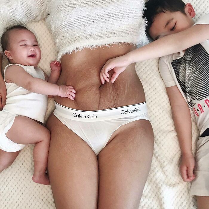35 Raw And Beautiful Photos From The ‘Take Back Postpartum’ Project On Instagram (New Pics)