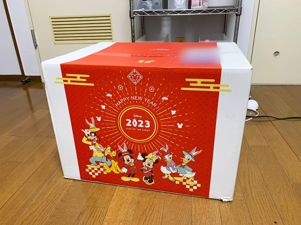What’s in a Japan Disney Store Lucky Box? Our non-Disney fanatic finds out!