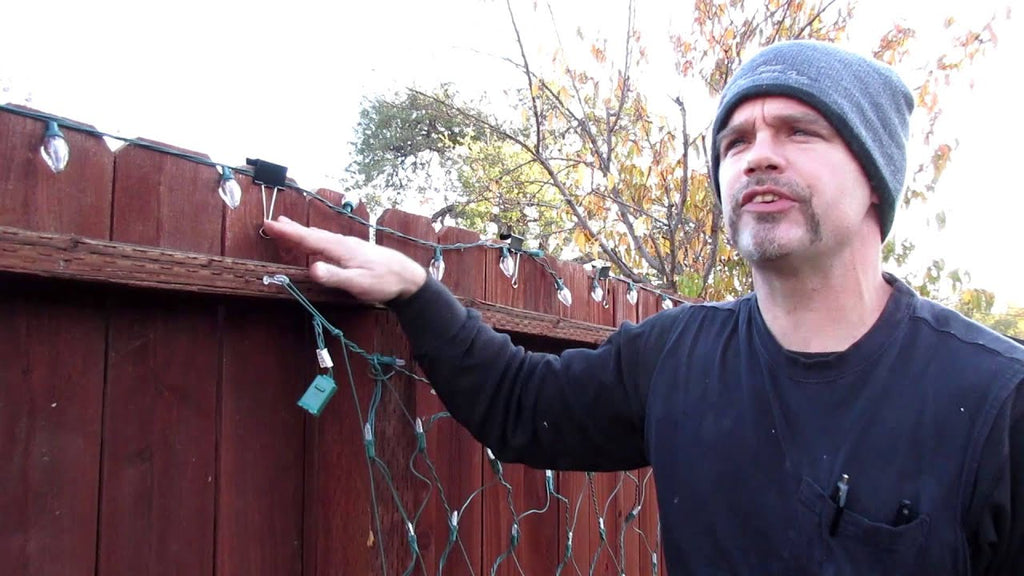 Christmas lights Tips&Tricks (Binder Clips for Christmas Lights) by Ronnie Mainville (5 years ago)