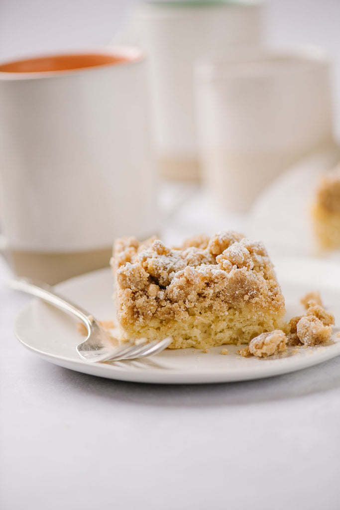 You’ll love this New York Crumb Cake, with a thick cinnamon and sugar crumb topping over a coffee cake base