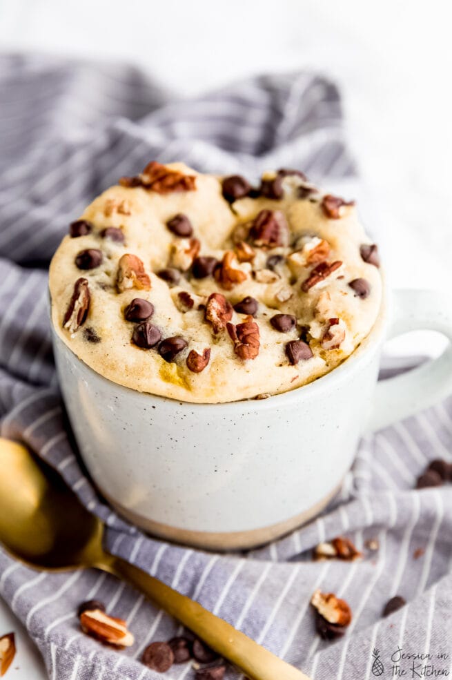 This Banana Bread Mug Cake (Vegan) will totally blow you away! It’s vegan, easily made in under 5 minutes start to finish and has a delightful banana bread flavour that’s so addictive!      Here’s a simple fact of life: there are two things you...