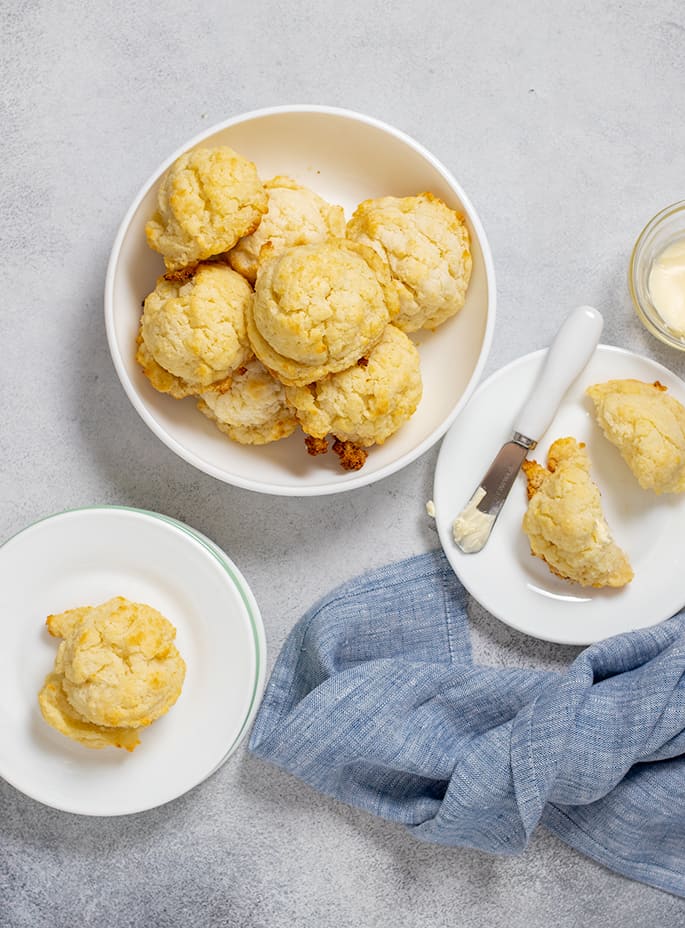 Making a gluten free biscuit recipe without xanthan gum that still tastes crisp outside, fluffy inside, with just the right nubby texture, just takes a different type gluten free flour blend.