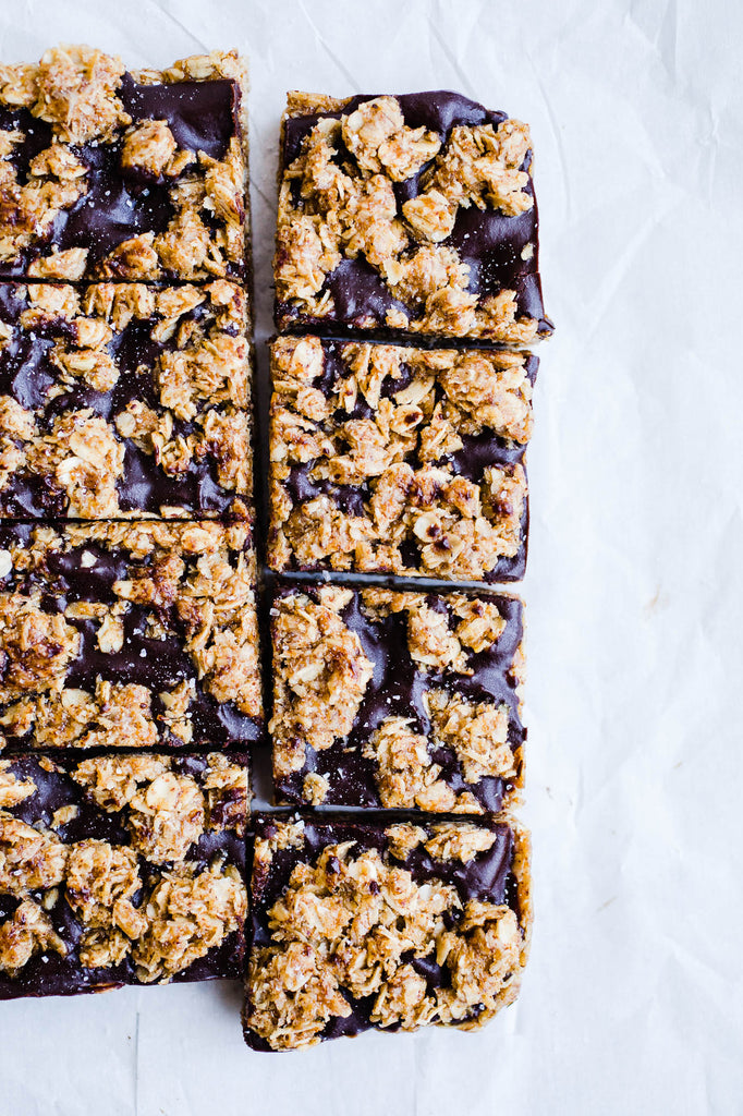 Healthy Almond Butter Oat Bars (Gluten-Free, Vegan)