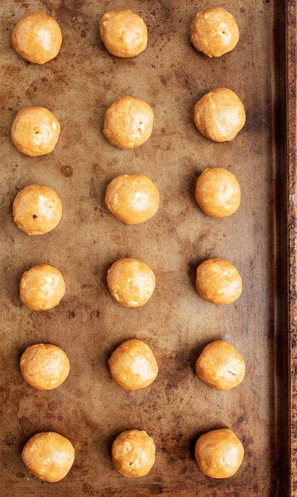 3 Ingredient Peanut Butter Balls