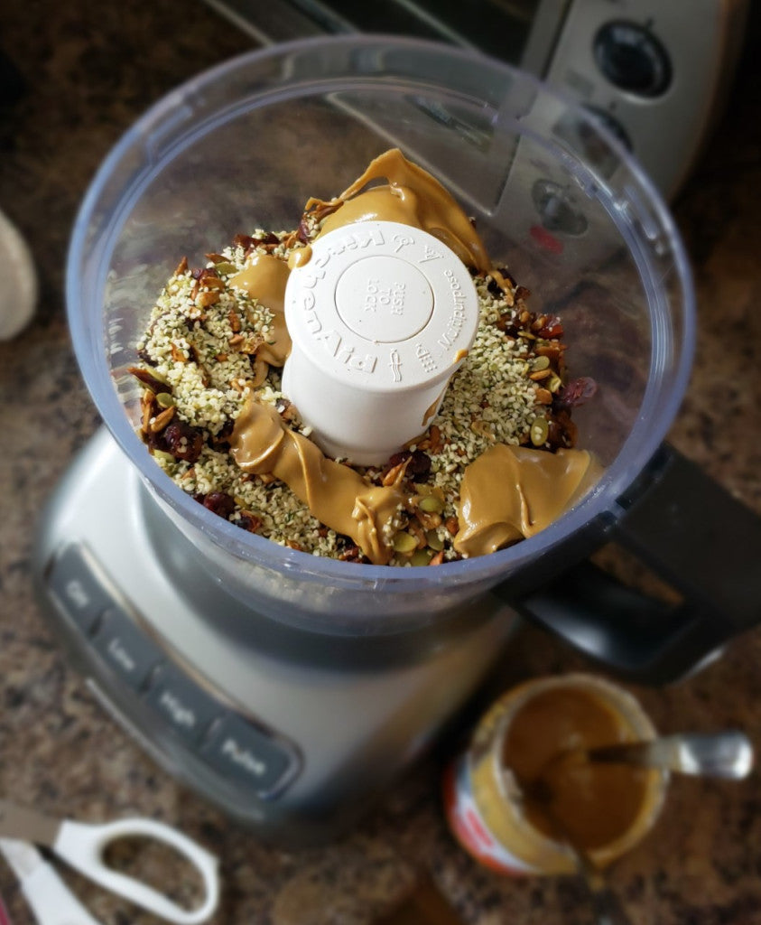 Nut-free cranberry & date energy bites (Makes ~25 bites)